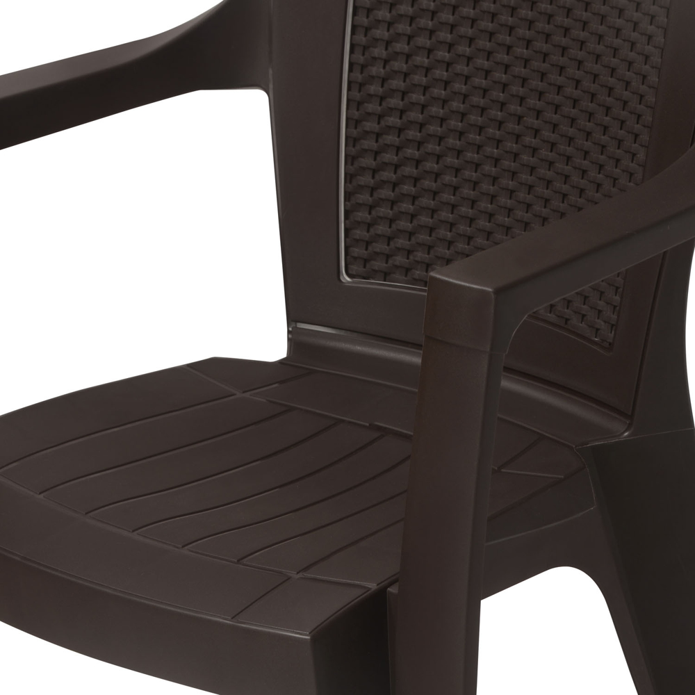 Dmart plastic deals chairs